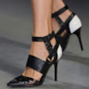 Meet your Posher, Kaya